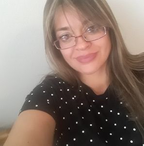 Meet your Posher, Cassandra